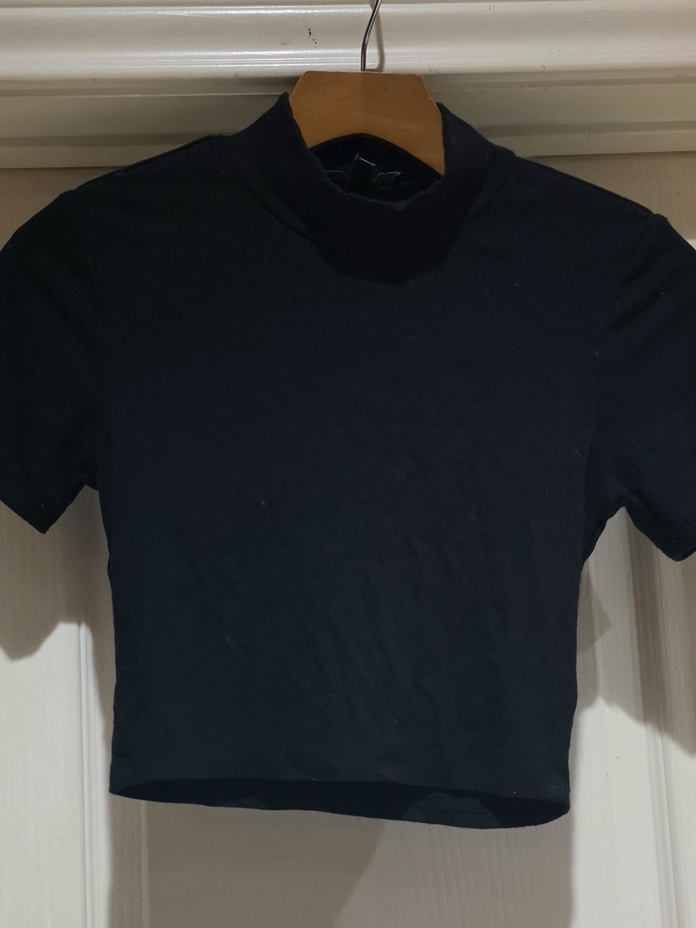 Current Mood Black Mock Neck Cropped Tee